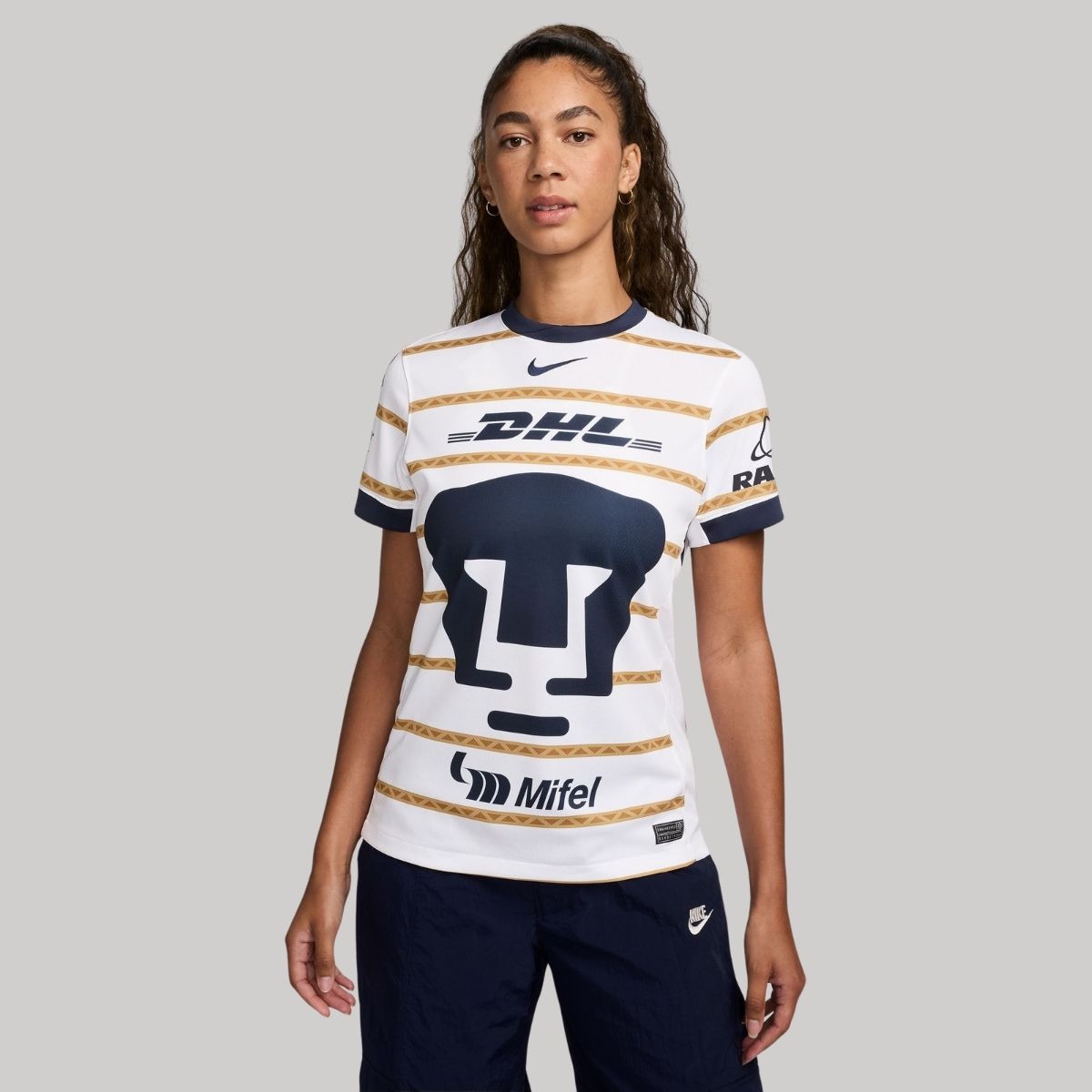 Jersey Local Nike Pumas UNAM Mujer 24 25 Tienda Pumas