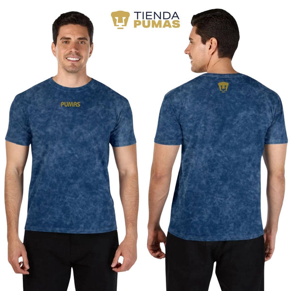 Playera Hombre Mineral Wash Pumas UNAM Blank Dorado Azul