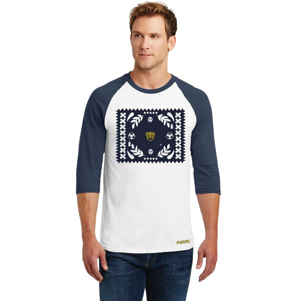 Playera Raglán Manga 3/4 Hombre Pumas UNAM Día de Muertos Papel