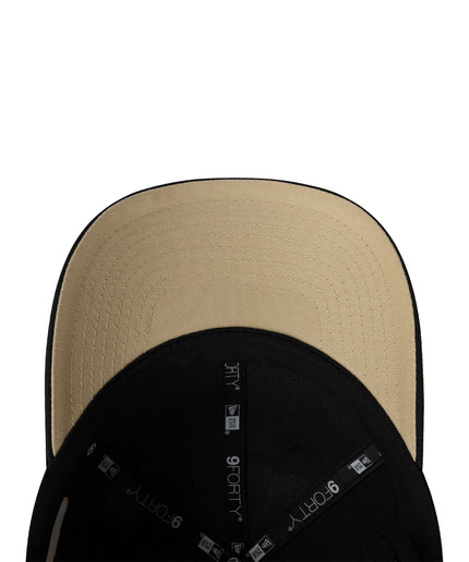 Gorra New Era 9FORTY Pumas UNAM - Negra Básica