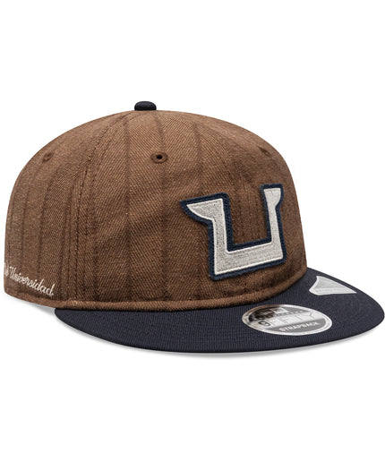 Gorra New Era 9FIFTY Retro Crown Pumas UNAM - Café Rayas Pinstripe