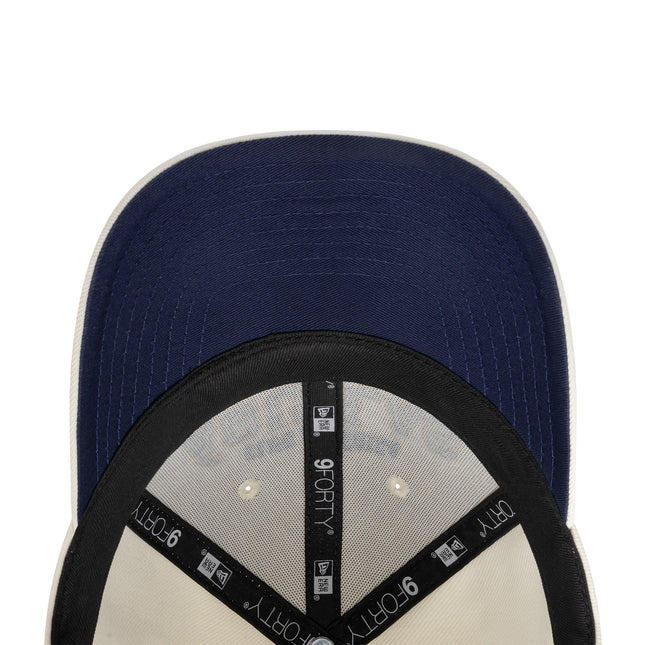 GORRA NEW ERA 9FORTY PUMAS UNAM WORDMARK TEMPORADA – BLANCO