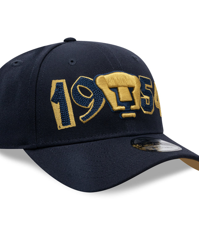 GORRA NEW ERA 9SEVENTY PUMAS UNAM ESTAMPADO FRONTAL TEMPORADA – AZUL