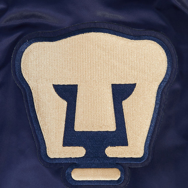CHAMARRA DE SATIN LIGA MX PUMAS UNAM CLASSIC CHENILLE PARA HOMBRE